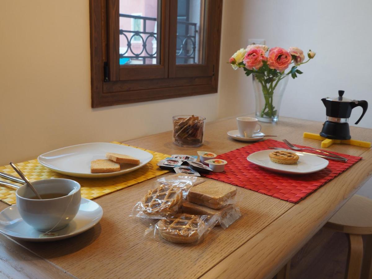 Apartment Life In Venesia Bagian luar foto