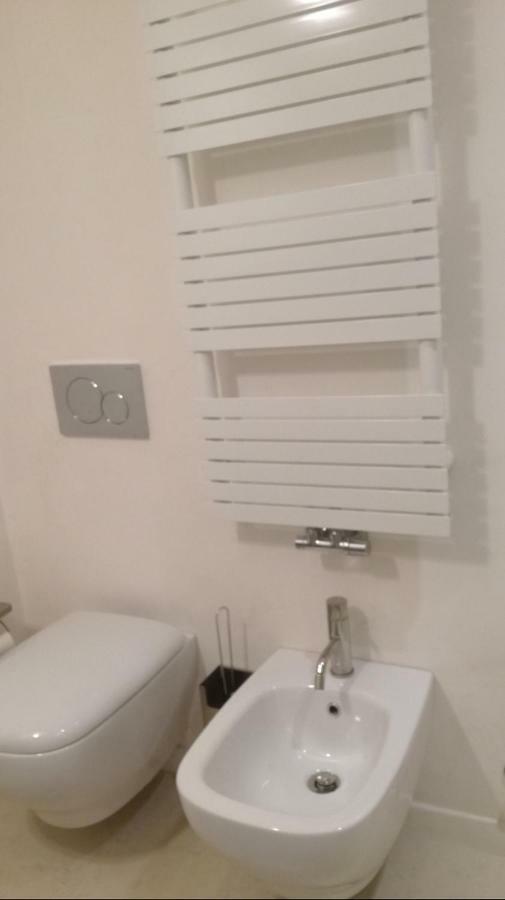 Apartment Life In Venesia Bagian luar foto